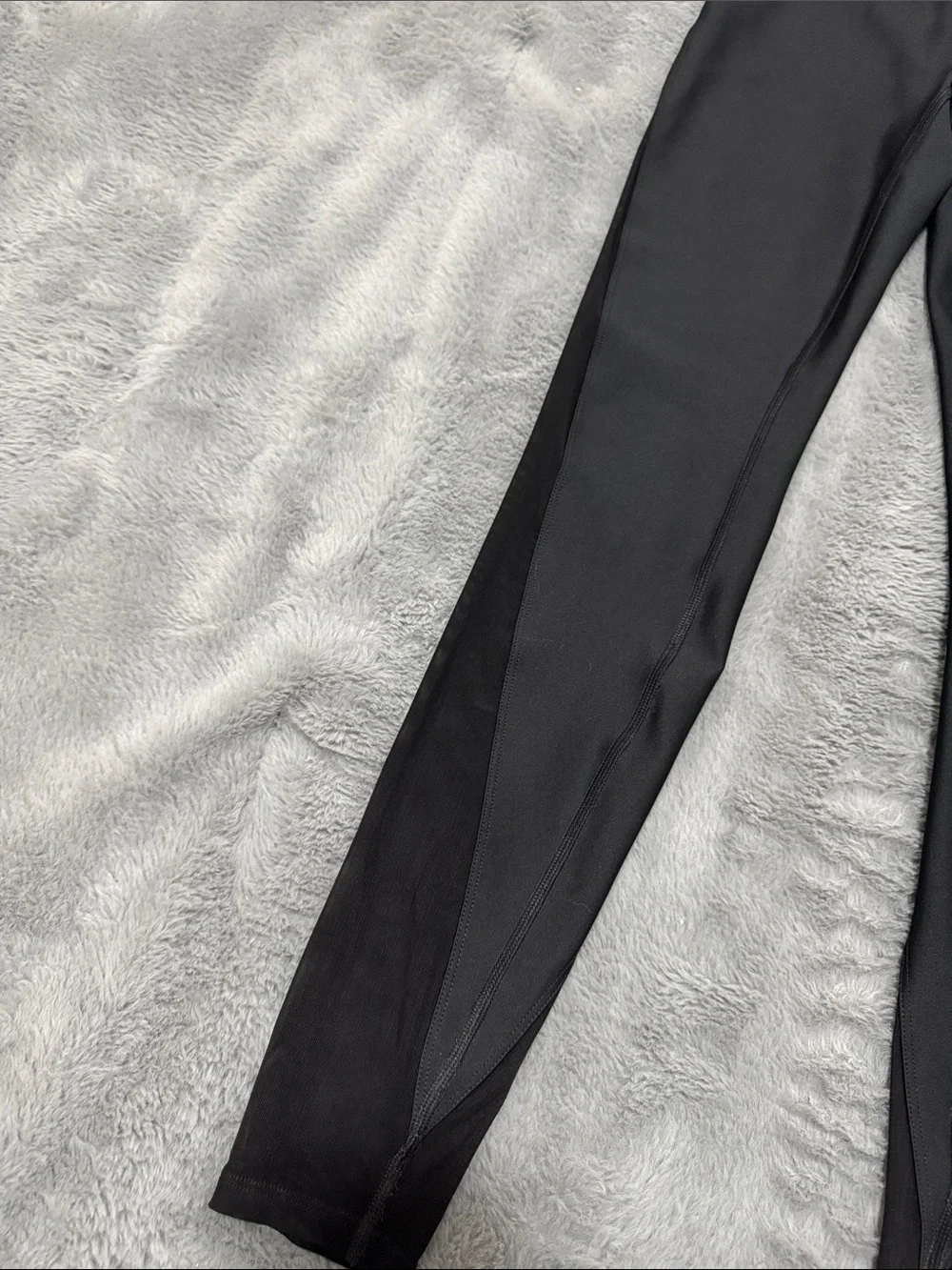 Alo Yoga Airlift Mesh High-Waist Allure Black Leggings
